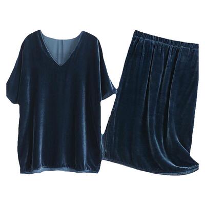 甜良服饰金丝绒秋季套装