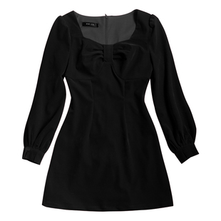 秋冬季黑色丝绒连衣裙显瘦显高小个子短款裙子气质赫本风小黑裙女