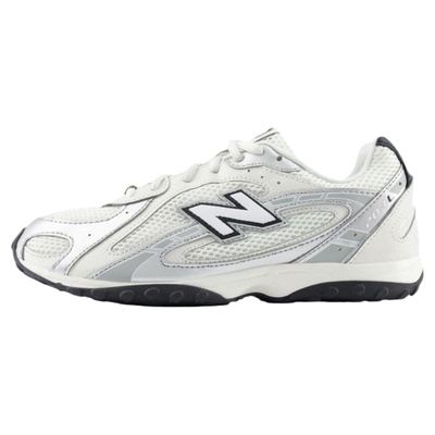 Newbalance薄底运动鞋204L