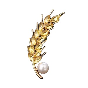 天然珍珠金麦穗胸针轻奢高级感百搭胸花小香风时尚优雅防走光别针