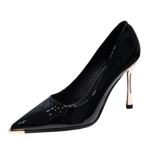 新款设计感欧美百搭漆皮尖头工作职业OL单鞋黑色高跟鞋女细跟女鞋