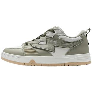 王鹤棣同款丨特步飞火板鞋男冬季皮面休闲鞋运动鞋子976319310042