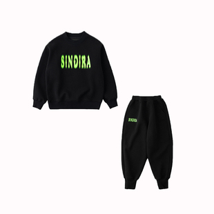 Singira春季上新男女童同款黑色套装模糊文字潮流宽松卫衣长裤