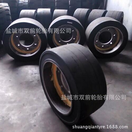 厂家批发 适用于W35维特根铣刨机轮胎前后轮