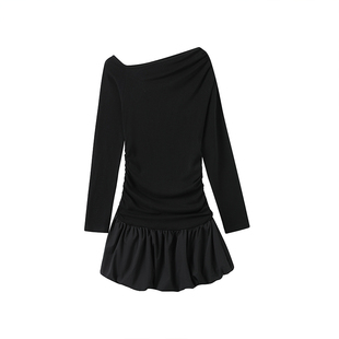 AXIA 复古芭蕾风修身长袖连衣裙女设计感抽褶不对称斜肩针织裙子