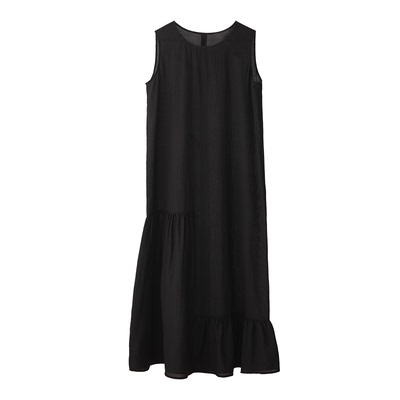 长裙气质圆领拼接黑色CR女神范