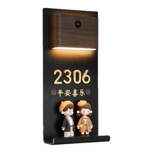 新款亚克力置物门牌定制创意感应灯发光家用入户门公寓别墅房号牌led氛围灯可爱卡通玩偶号码牌高级感轻奢