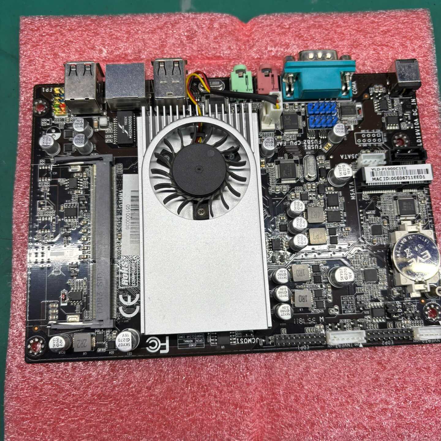 询价-型号YLDP1900C1EE接口齐全有USBVGA等图片