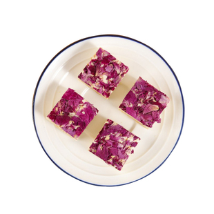 咸蛋黄肉松牛乳派千层奶芙手工零食成都景区牛乳方块酥雪花酥奶酥