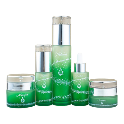 银水滴玻璃瓶30g50克容器40ml泵头100ml泵头水乳瓶圆形玻璃瓶绿色