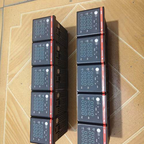 溢价-汇邦温控彪AK6-AKS210-C301R，，成色为