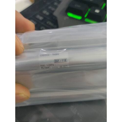 询价下单全新原装正品SMC气缸CDQ2A32-75DMZ，工程剩余库