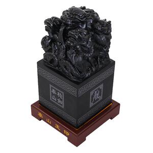 泰山玉九龙传国玉玺印章摆件官印