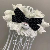 Черные точки с колоколом.