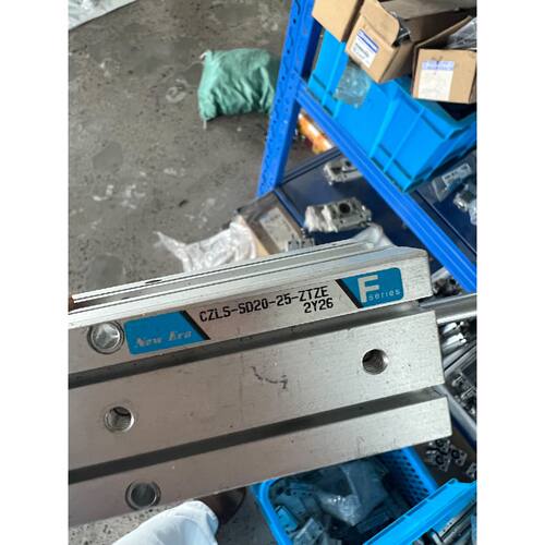 询价下单几乎全新New Era滑台气缸 CZLS-SD20-25-Z