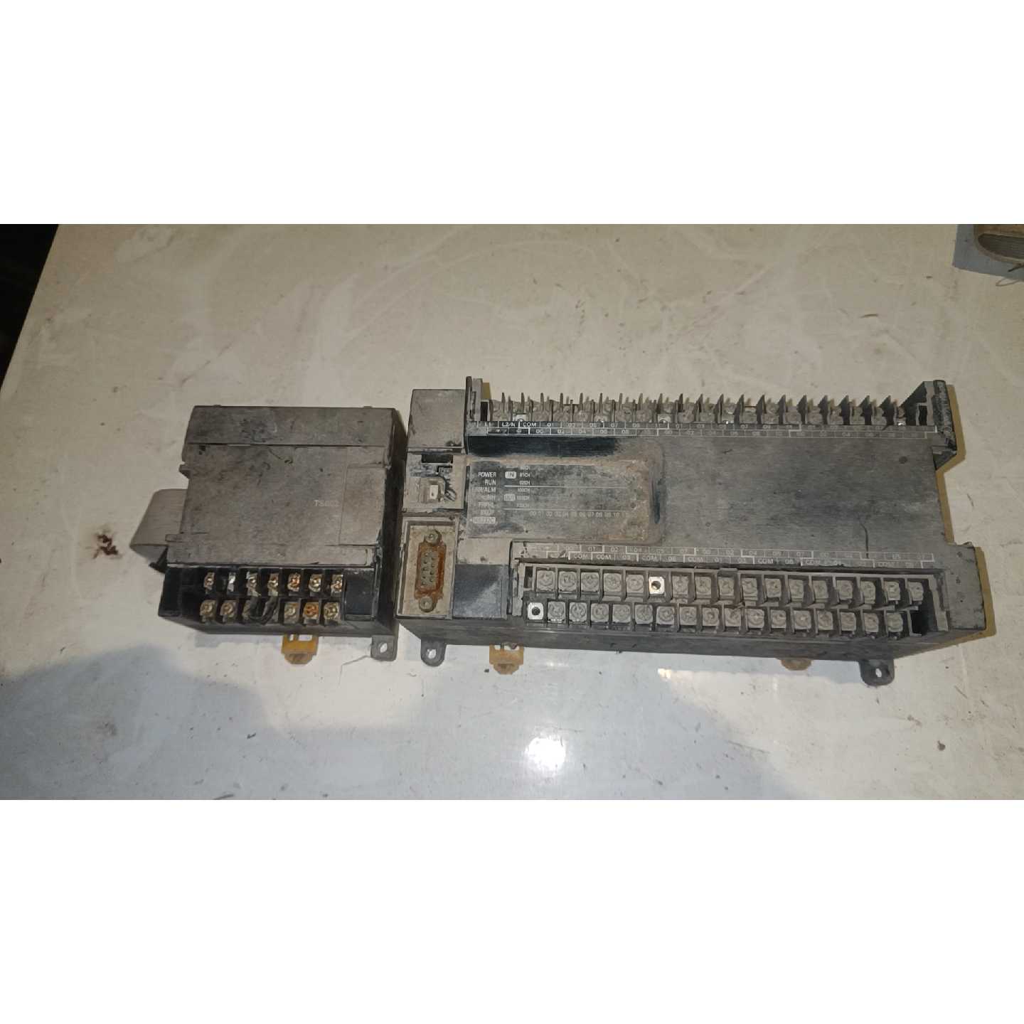 议价欧姆龙cp1e-n60sdr-a 打黑配件