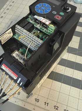 AllenBradley25BD010N114SerAPowerflex525交流电驱动器缺失盖