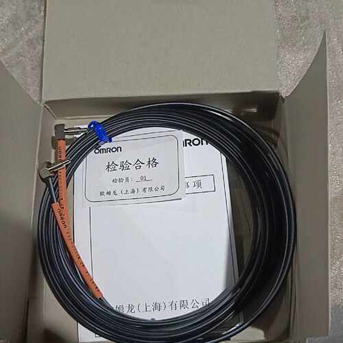 议价直销全新原装进口线欧姆龙E32-C11N E32-ZC11N漫反射型光纤传