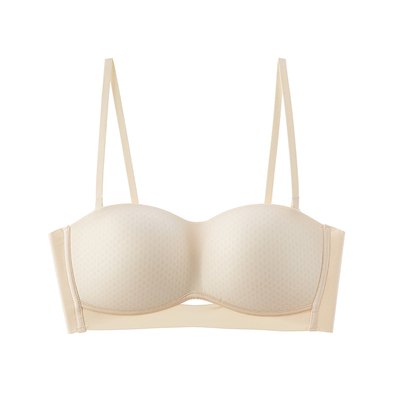 小胸无肩带聚拢显大无痕文胸