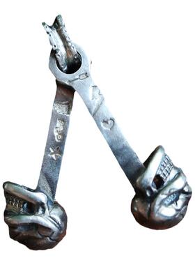 高山隆吊坠铁头的店纯银情侣骷髅