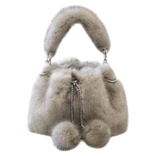 高端定制小众真貂皮貂毛毛绒包包手提单肩斜挎2025冬新款水桶包小