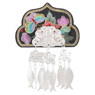 贵州苗寨民族风特色非遗苗绣冰箱贴刺绣苗银流苏手工文创纪念品