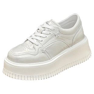 小个子真皮小白鞋女款2026春季新款透气女鞋增高休闲轻便松糕板鞋