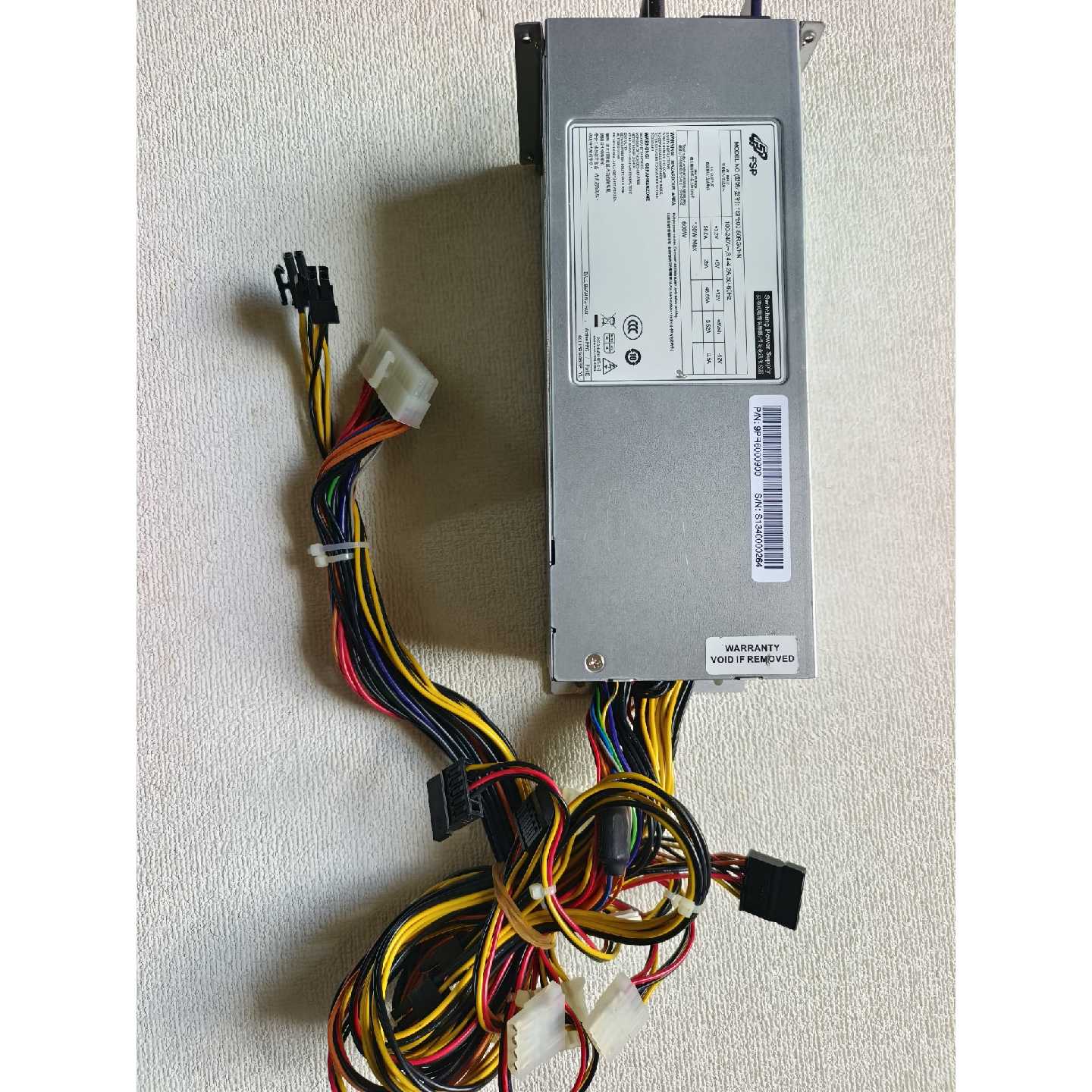 议价-FSP全汉2U600W冗余电源,交换式电源供应器。
