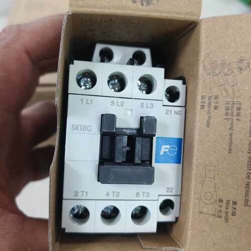 询价-接触器SK18G-E01 DC24V,有42个，