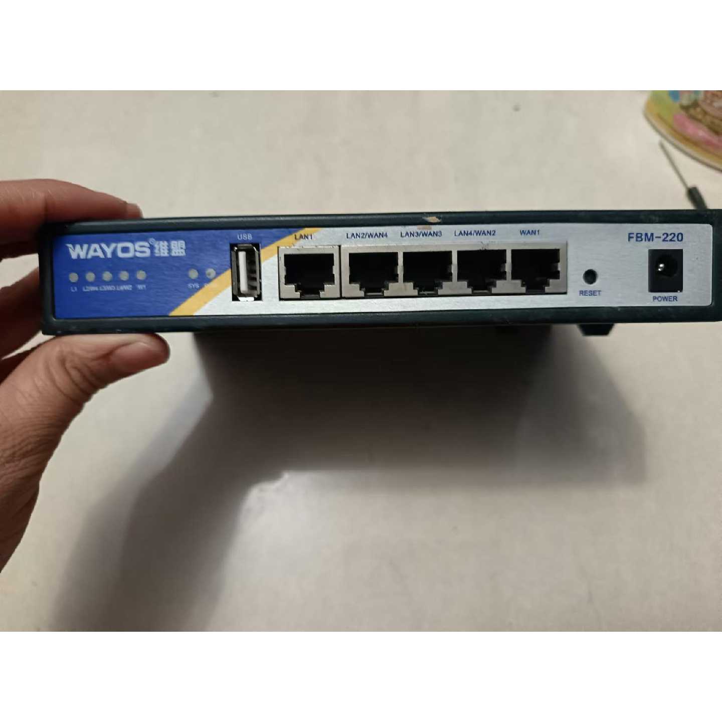 议价维盟WAYOS维盟FBM220百兆路由器实物图拍摄可维修