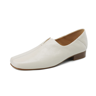 达芙妮单鞋女方头2026新款冬季通勤妈妈鞋乐福鞋深口小皮鞋秋冬款