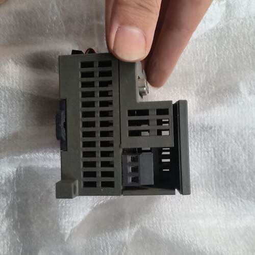 议价全新西门子EM277通信模块2770AA220XA0维修