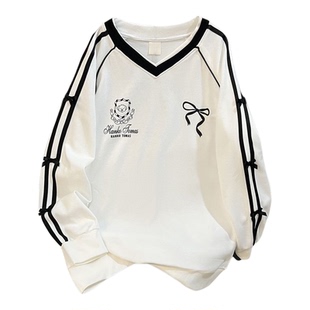 胖mm大码蝴蝶结V领卫衣女秋季新款设计感显瘦宽松300斤外套上衣服