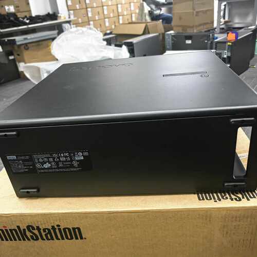 联想  P720 工作站 全新全新全新，带原包装，准系统出，【议价品
