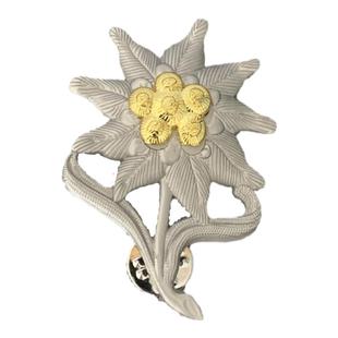 铁盒装复刻迷你雪绒花胸针精致金属复古帽徽欧美徽章包配饰纪念章