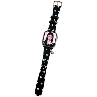 康康的韩系爱心波点Newjeans风适用iwatch98s1011苹果手表表带ins