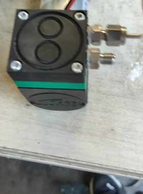 溢价-德国托马斯真空泵，型号M42x40/I，24V电压，双头隔膜