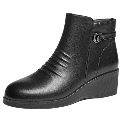 红蜻蜓坡跟真皮加绒妈妈皮鞋短靴