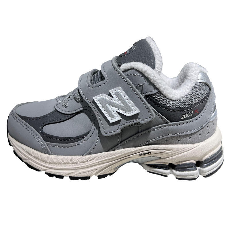 NEWBALANCE儿童加绒防水运动鞋