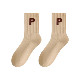 袜子女秋冬季中筒棉袜防臭吸汗P字母刺绣无骨运动长筒袜外穿潮