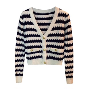 2025新款小香风条纹针织开衫女短款小香风高级感气质名媛外套