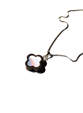 四叶草锁骨链幸运天然贝壳吊坠