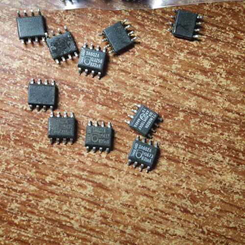 溢价-SA602AD NE602AD 原字 可以直接拍