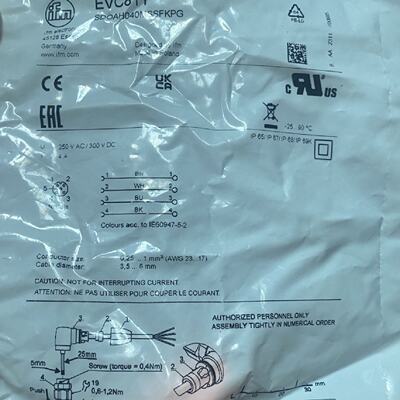 议价IFM易福门接头连接器EVC811全新原装正品现货