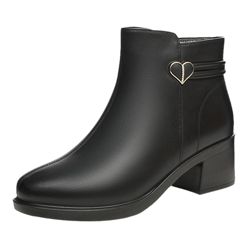 红蜻蜓妈妈鞋冬季女鞋短靴鞋子粗跟加绒皮鞋真皮软底中年女士靴子