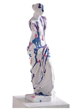 艺术紫色调树脂雕像创意