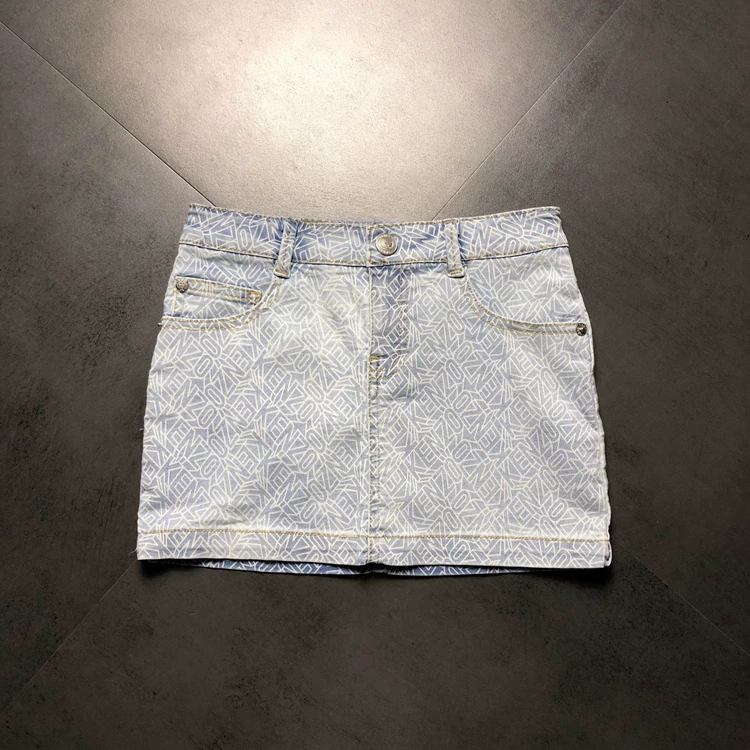 190542 у コュ コュ コュ