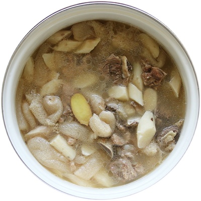 竹林仿野生培育，已去除伞衣
