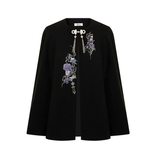 织造司[东方魔女]国风刺绣斗篷外套立领针织打底衫一片式三裥裙女