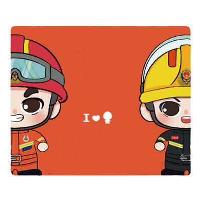 心盾新款消防员鼠标垫